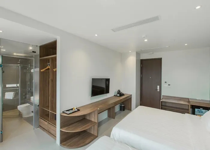 The Twin Hotel Hạ Long