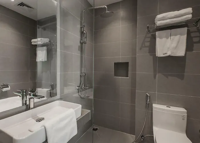 The Twin Hotel Hạ Long